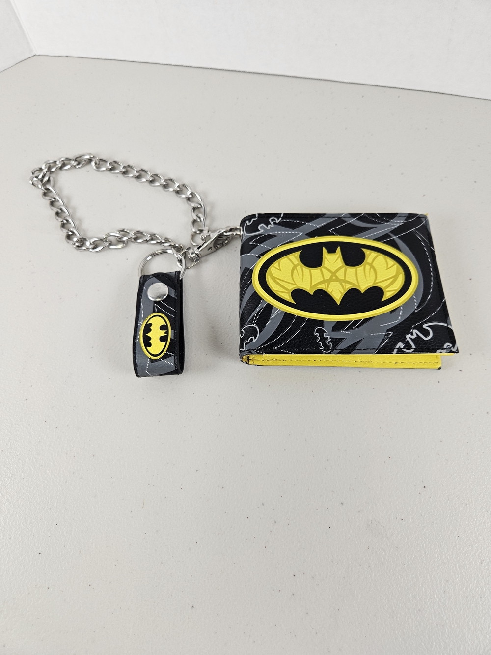 DC Comics Black and Yellow Batman Chain Wallet with Key